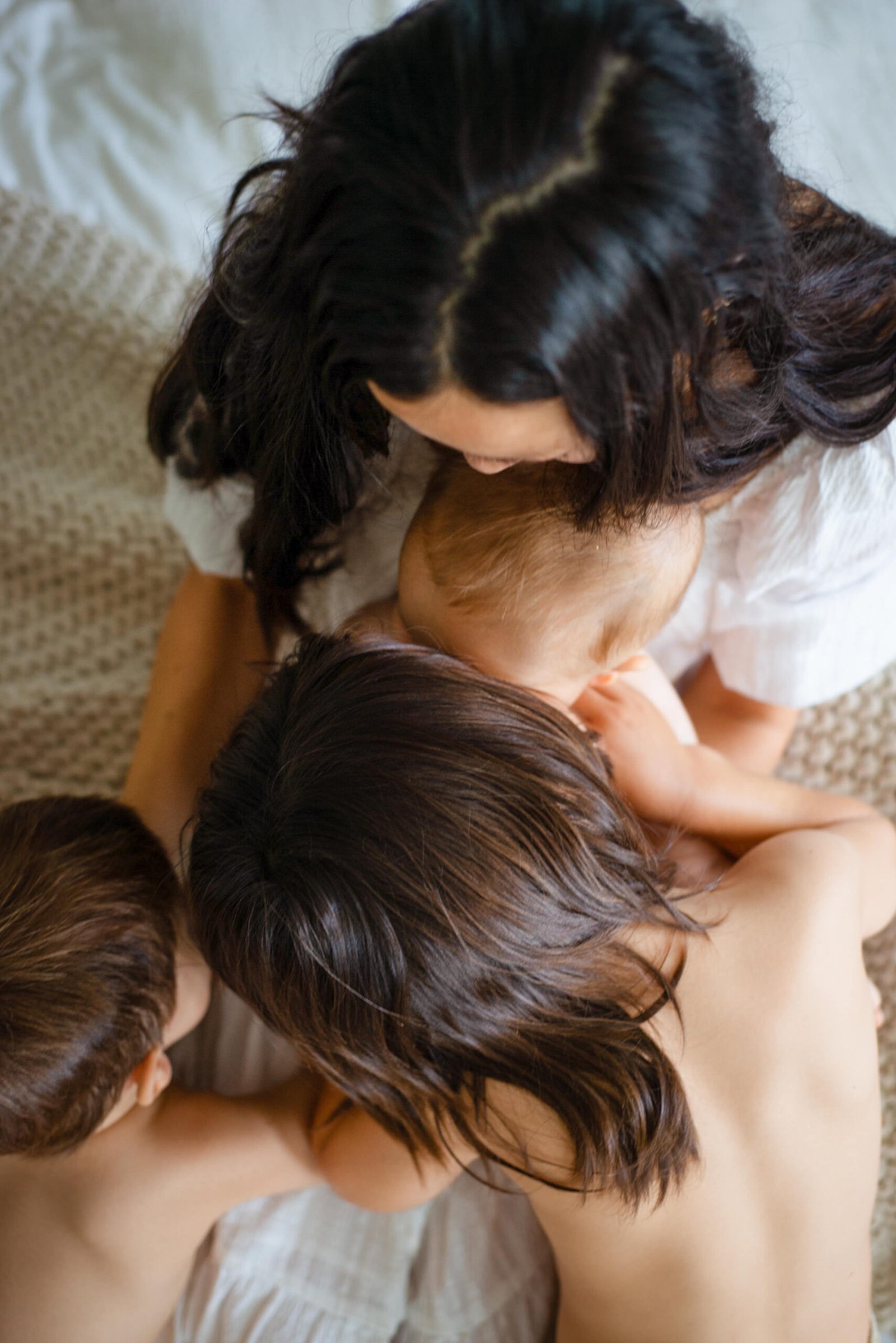 The Ultimate Guide to How to Be a Stay-at-Home Mom: Tips for Balancing Family Life and Personal Fulfillment